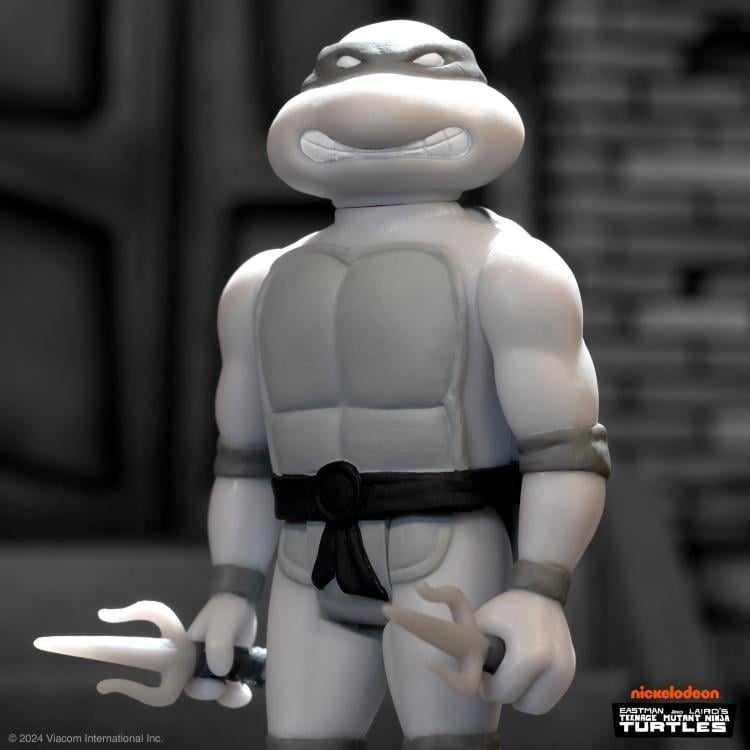 Teenage Mutant Ninja Turtles ReAction Raphael (Comic Greyscale) Figure Gallery Image 3