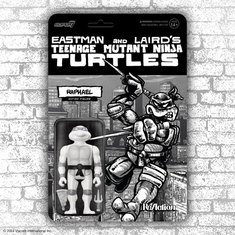 Teenage Mutant Ninja Turtles ReAction Raphael (Comic Greyscale) Figure Gallery Image 7