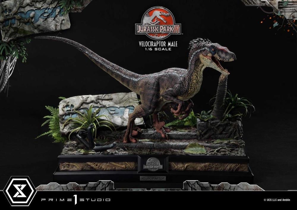 Jurassic Park III Legacy Museum Collection Velociraptor Male 1/6 Scale Statue Gallery Image 29