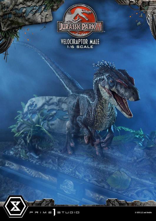Jurassic Park III Legacy Museum Collection Velociraptor Male 1/6 Scale Limited Edition Statue (with Bonus) Gallery Image 29