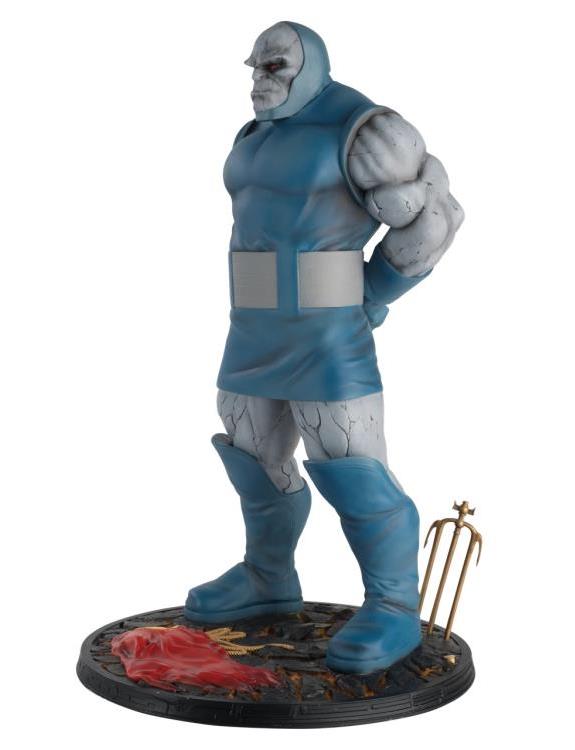 DC Comics DC Super Hero Collection Darkseid 1/6 Scale Limited Edition Mega Statue Gallery Image 4
