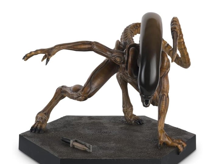 Alien 3 Alien Runner Xenomorph 1/6 Scale Limited Edition Mega Statue Gallery Image 1