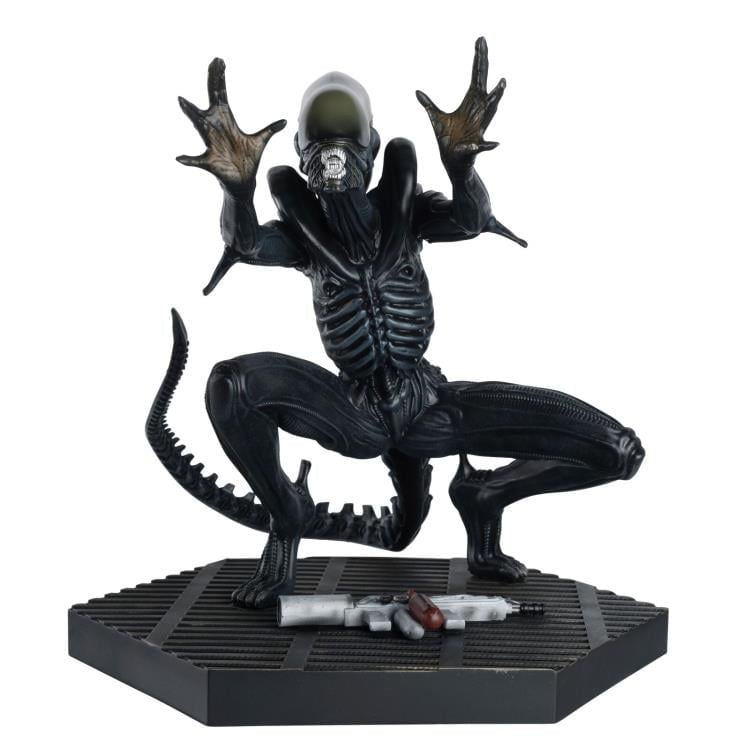 Alien Vent Attack Xenomorph 1/6 Scale Limited Edition Mega Statue Gallery Image 3