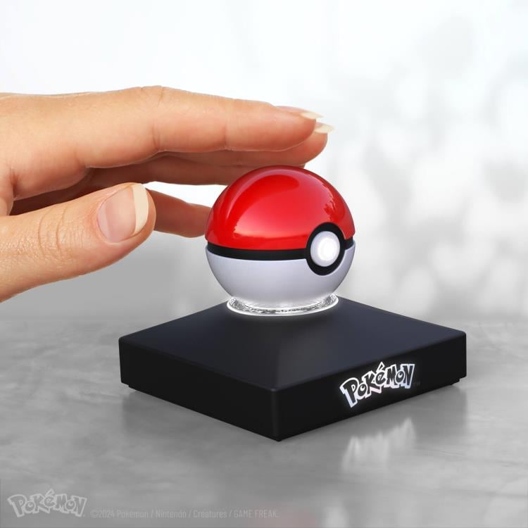 Pokemon Electronic Mini Poke Ball Replica Gallery Image 9