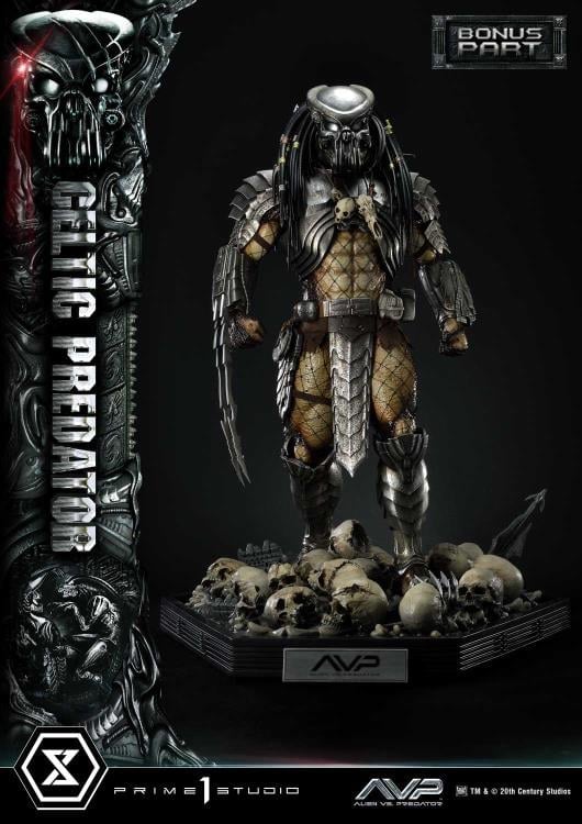 Alien vs. Predator Museum Masterline Celtic Predator 1/3 Scale Limited Edition Statue (With Bonus) Gallery Image 3