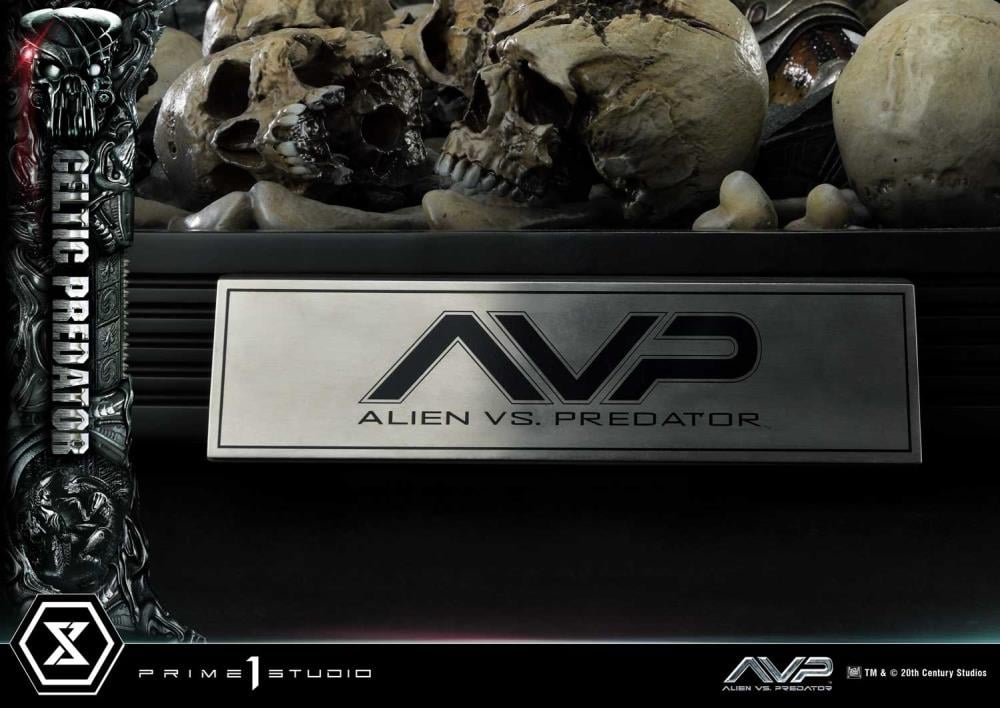 Alien vs. Predator Museum Masterline Celtic Predator 1/3 Scale Limited Edition Statue (With Bonus) Gallery Image 50