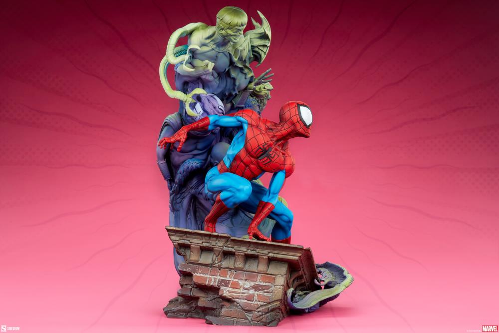 Marvel Premium Format Spider-Man Statue Gallery Image 10