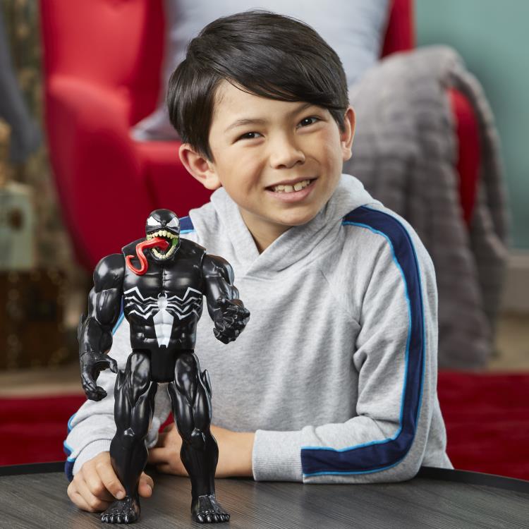 Spider-Man Titan Hero Series Deluxe Venom Gallery Image 5