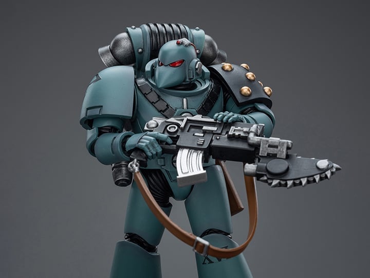 Warhammer: The Horus Heresy Sons of Horus MKVI Tactical Squad Legionary with Bolter & Chainblade 1/18 Scale Action Figure Gallery Image 1