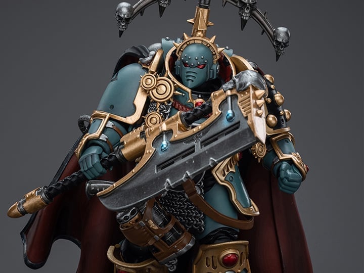 Warhammer: The Horus Heresy Sons of Horus Legion Praetor with Power Axe 1/18 Scale Action Figure Gallery Image 1