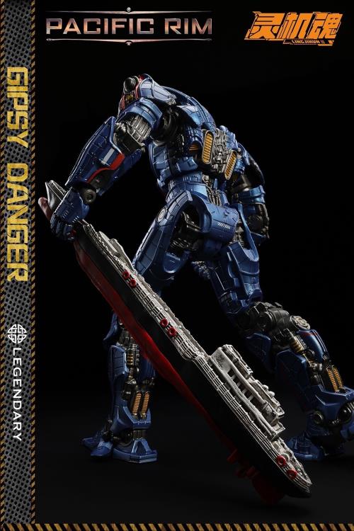 Pacific Rim Gipsy Danger Action Figure Gallery Image 8