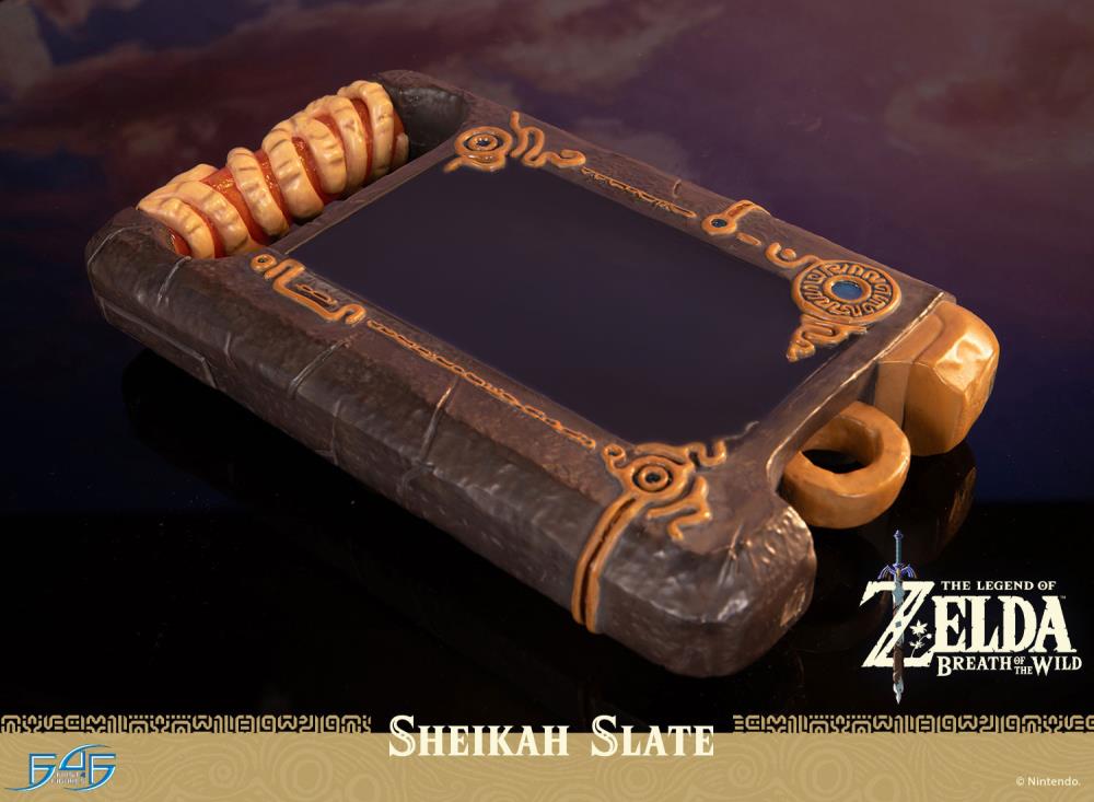 The Legend of Zelda: Breath of the Wild Sheikah Slate Limited Edition Statue Gallery Image 19