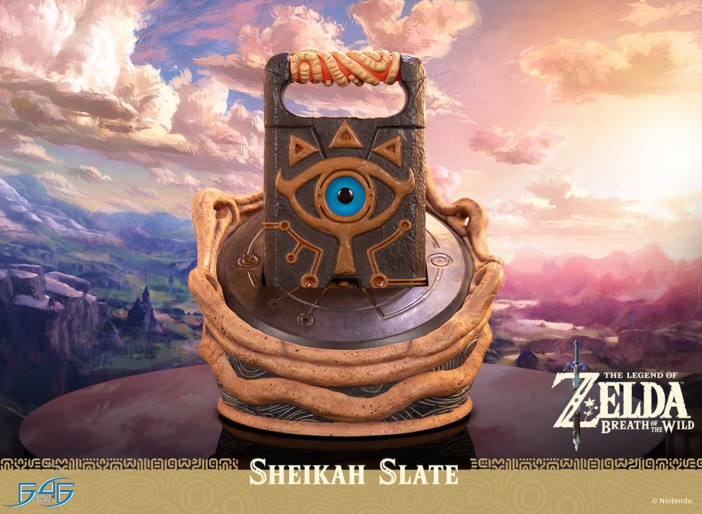 The Legend of Zelda: Breath of the Wild Sheikah Slate Limited Edition Statue Gallery Image 3