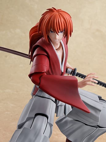 Rurouni Kenshin: Meiji Swordsman Romantic Story S.H.Figuarts Kenshin Himura Action Figure Gallery Image 2