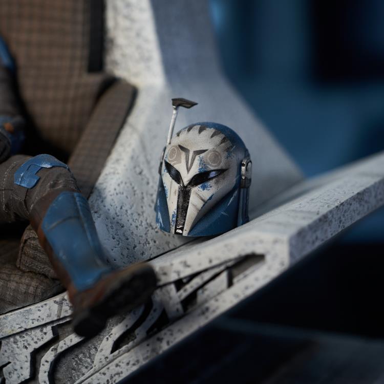 The Mandalorian Premier Collection Bo-Katan on Throne 1/7 Scale Limited Edition Statue Gallery Image 10