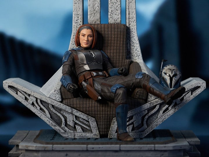 The Mandalorian Premier Collection Bo-Katan on Throne 1/7 Scale Limited Edition Statue Gallery Image 1