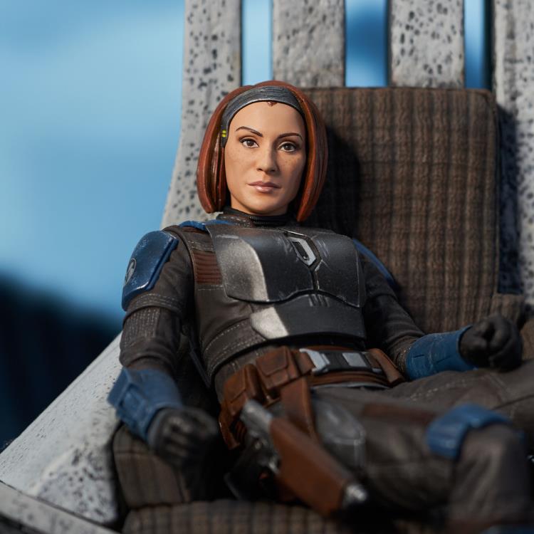 The Mandalorian Premier Collection Bo-Katan on Throne 1/7 Scale Limited Edition Statue Gallery Image 7