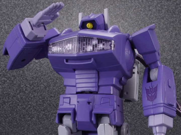 Transformers Masterpiece MP-29 Destron Laserwave (Shockwave) Gallery Image 1