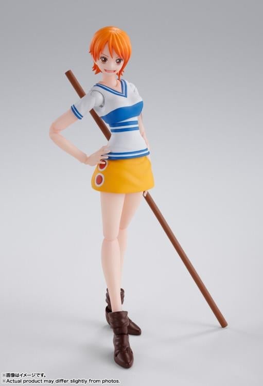 One Piece S.H.Figuarts Nami (Romance Dawn) Action Figure Gallery Image 5