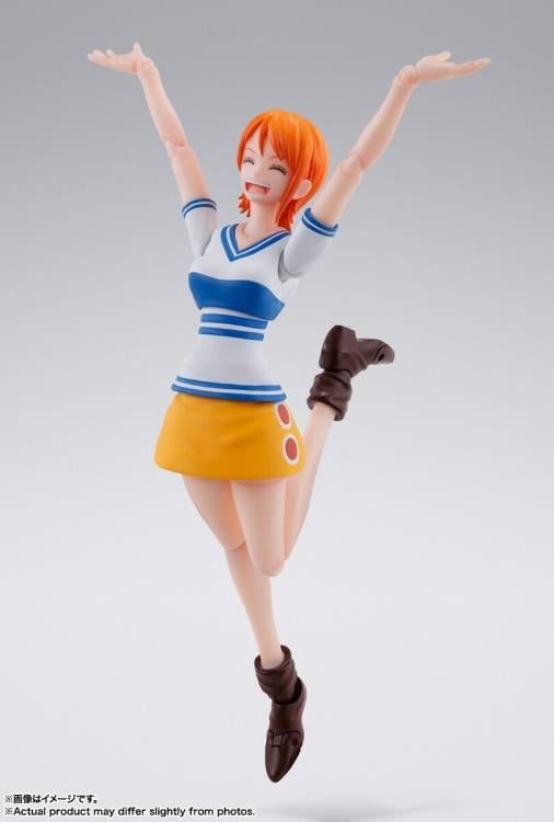 One Piece S.H.Figuarts Nami (Romance Dawn) Action Figure Gallery Image 4