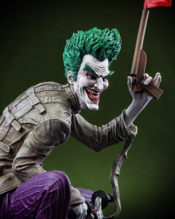 Joker: Killer Smile Purple Craze Joker (Kaare Andrews) 1/10 Scale Limited Edition Statue Gallery Image 5