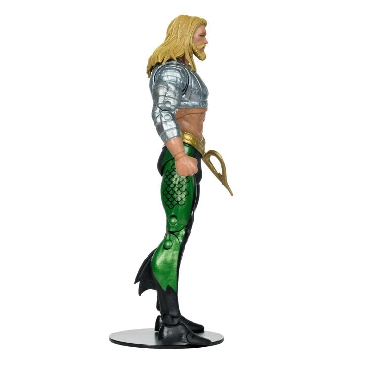 JLA DC Multiverse Aquaman Action Figure (Collect to Build: Plastic Man) Gallery Image 8