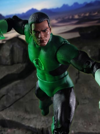 JLA DC Multiverse Green Lantern (John Stewart) Action Figure (Collect to Build: Plastic Man) Gallery Image 2