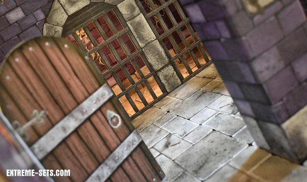 Castle 1/12 Scale Pop-Up Diorama Gallery Image 8