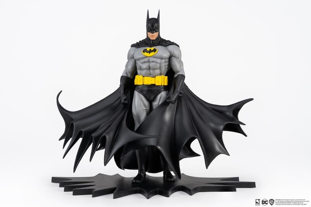 DC Comics Batman (Black Ver.) 1/8 Scale PX Previews Exclusive Statue
