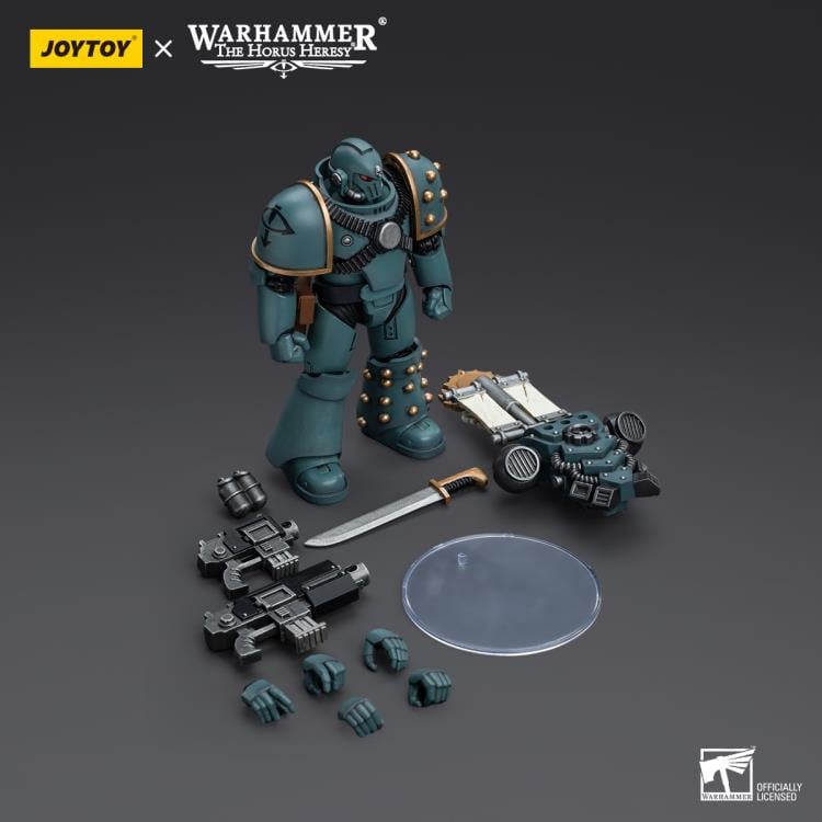 Warhammer: The Horus Heresy Sons of Horus MKIV Tactical Squad Legionary with Legion Vexilla 1/18 Scale Action Figure Gallery Image 8