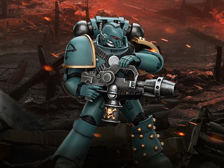 Warhammer: The Horus Heresy Sons of Horus MKIV Tactical Squad Legionary with Flamer 1/18 Scale Action Figure Gallery Image 1
