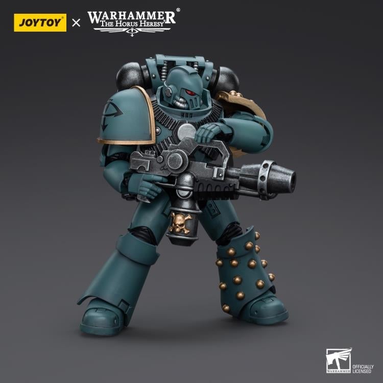 Warhammer: The Horus Heresy Sons of Horus MKIV Tactical Squad Legionary with Flamer 1/18 Scale Action Figure Gallery Image 7