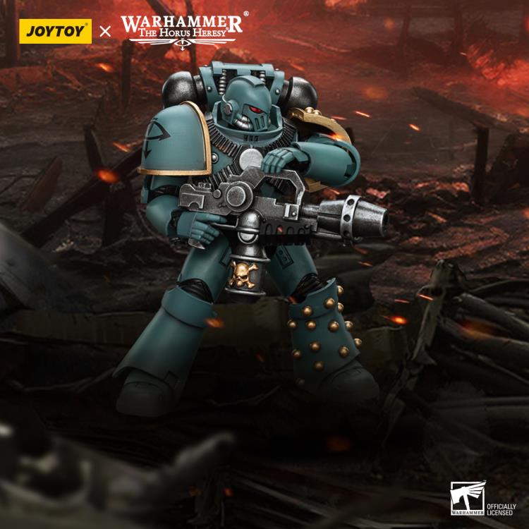 Warhammer: The Horus Heresy Sons of Horus MKIV Tactical Squad Legionary with Flamer 1/18 Scale Action Figure Gallery Image 3