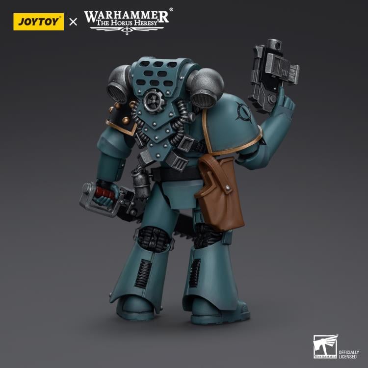 Warhammer: The Horus Heresy Sons of Horus MKIV Tactical Squad Legionary with Bolter 1/18 Scale Action Figure Gallery Image 5