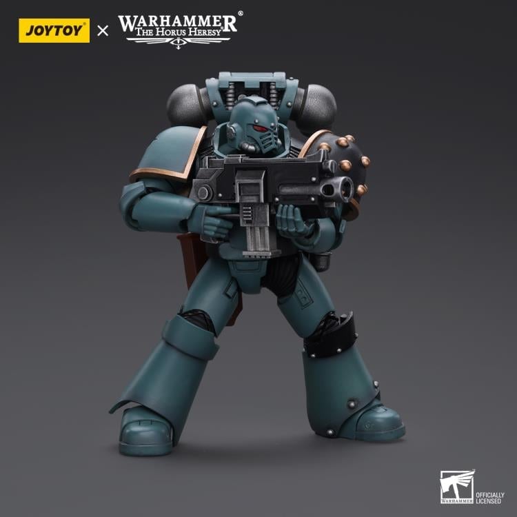 Warhammer: The Horus Heresy Sons of Horus MKIV Tactical Squad Legionary with Bolter 1/18 Scale Action Figure Gallery Image 7
