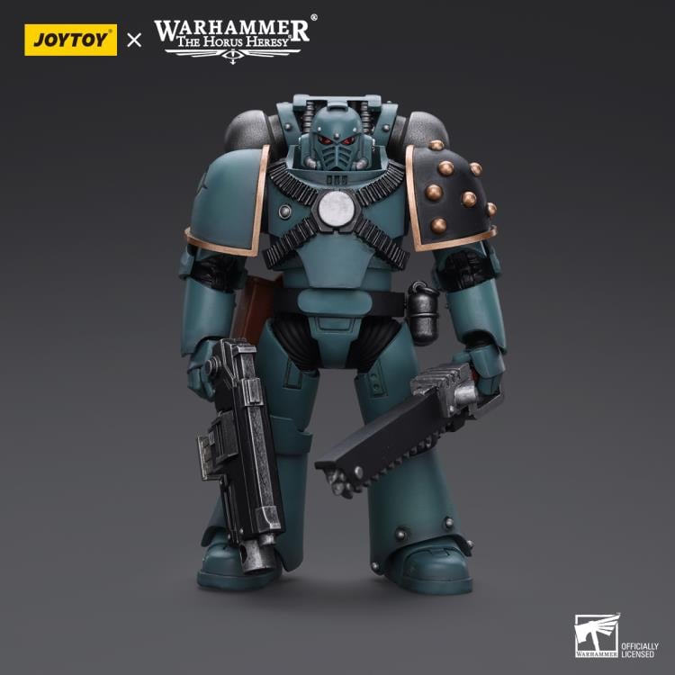 Warhammer: The Horus Heresy Sons of Horus MKIV Tactical Squad Legionary with Bolter 1/18 Scale Action Figure Gallery Image 4