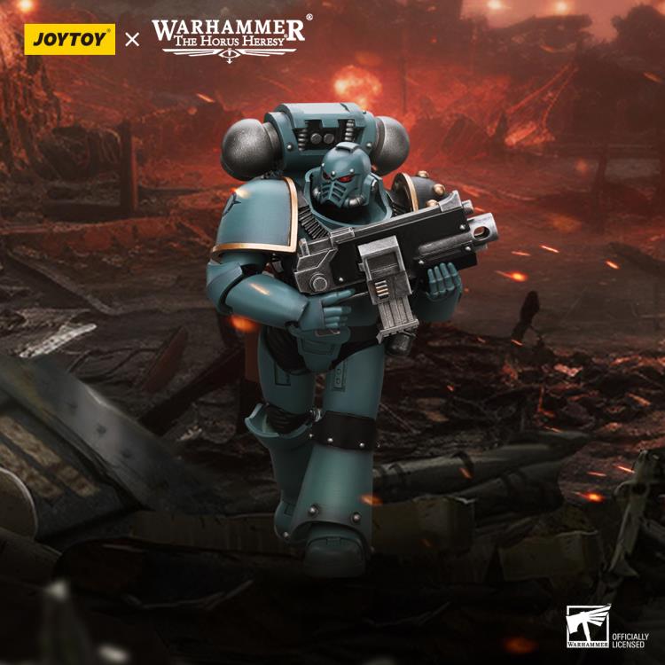Warhammer: The Horus Heresy Sons of Horus MKIV Tactical Squad Legionary with Bolter 1/18 Scale Action Figure Gallery Image 3