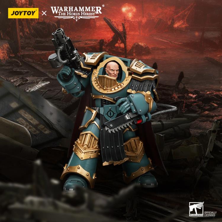 Warhammer: The Horus Heresy Sons of Horus Legion Praetor in Cataphractii Terminator Armour 1/18 Scale Action Figure Gallery Image 3