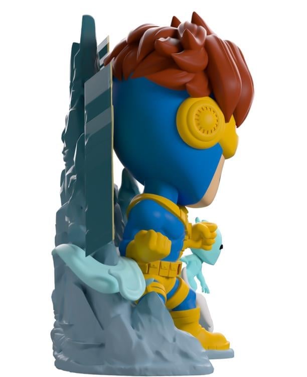 Marvel X-Men #1 Cyclops Vinyl Figure Gallery Image 3