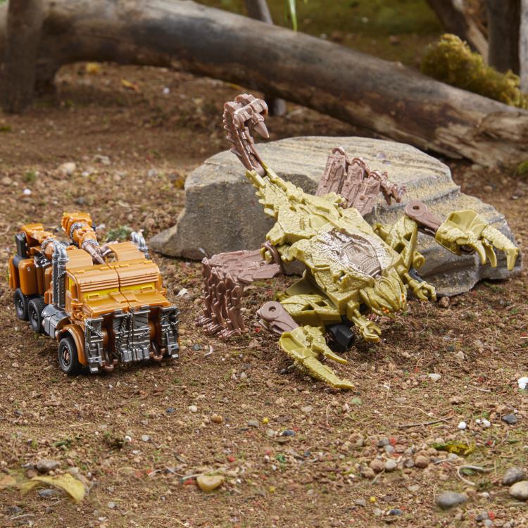 Transformers: Rise of the Beasts Beast Alliance Beast Combiners Scourge & Scorponok Two-Pack Gallery Image 7