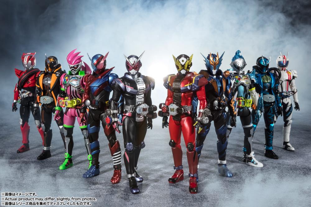 Kamen Rider Drive S.H.Figuarts Kamen Rider Mach (Heisei Generations Edition) Action Figure Gallery Image 8