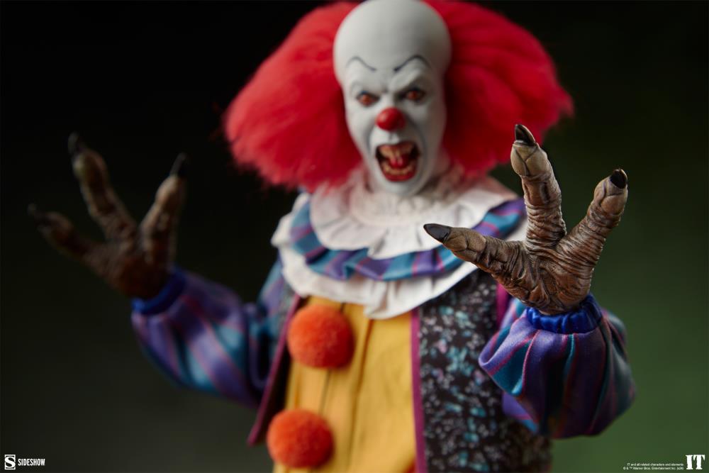 IT (1990) Pennywise 1/6 Scale Figure Gallery Image 17