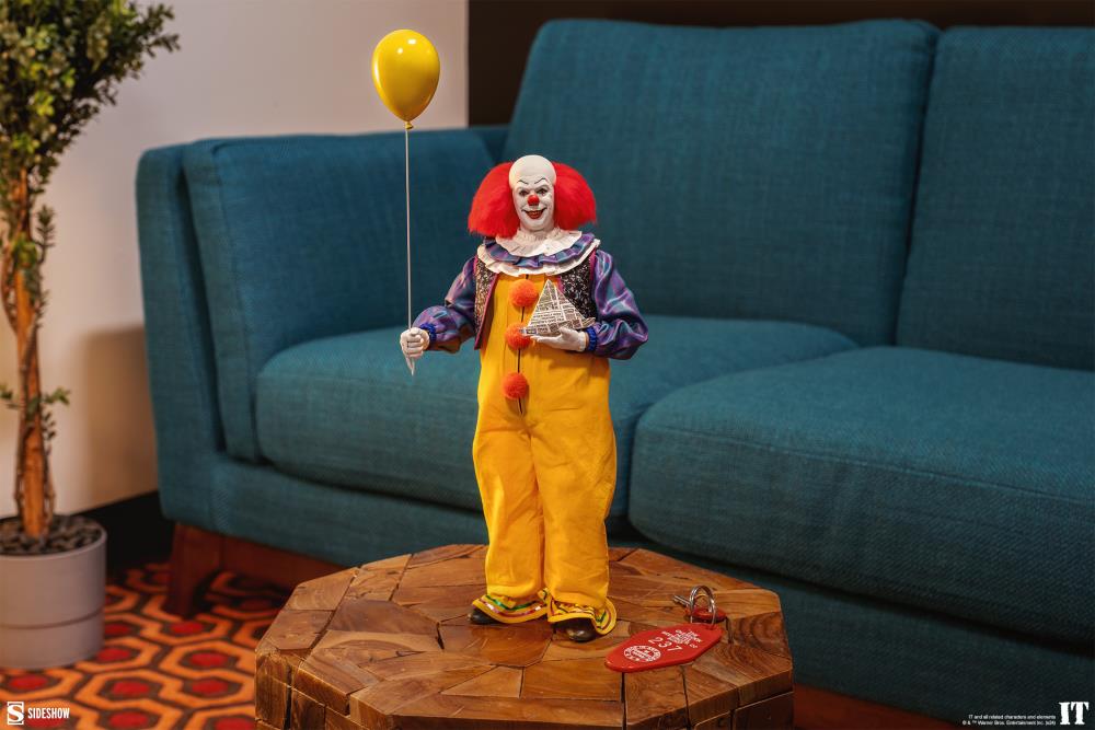 IT (1990) Pennywise 1/6 Scale Figure Gallery Image 18