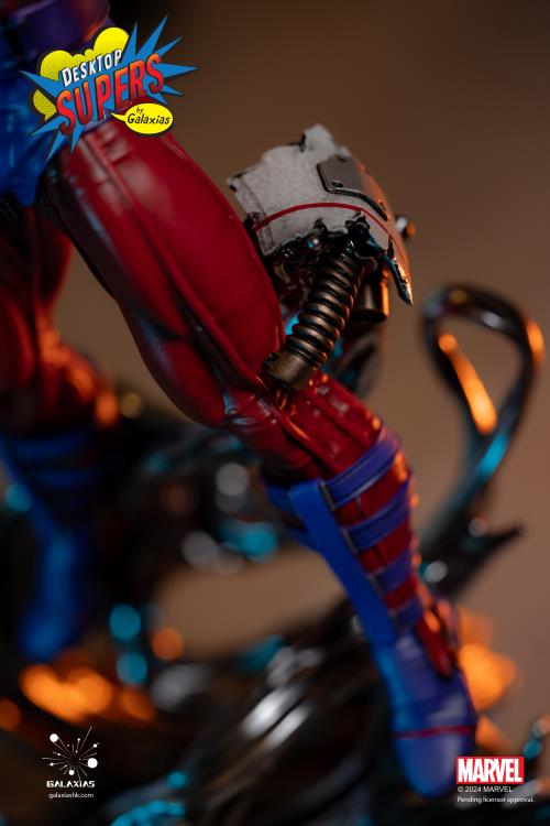 Marvel Desktop Supers Magneto 1/8 Scale Figure