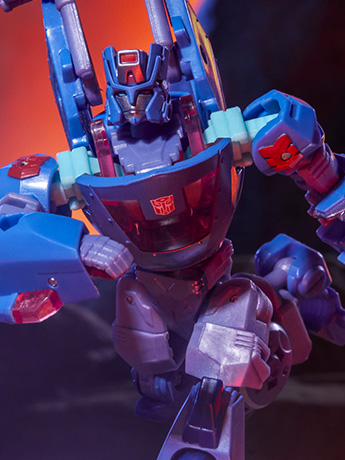 Transformers: Legacy United Deluxe Cyberverse Universe Chromia Gallery Image 2