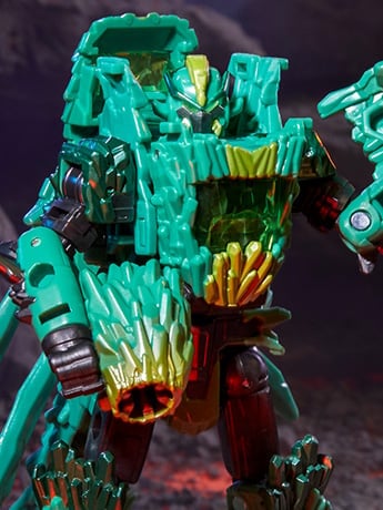 Transformers: Legacy United Deluxe Infernac Universe Shard Gallery Image 2