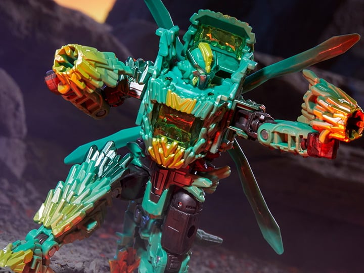 Transformers: Legacy United Deluxe Infernac Universe Shard Gallery Image 1