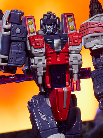 Transformers: Legacy United Voyager Cybertron Universe Starscream Gallery Image 2