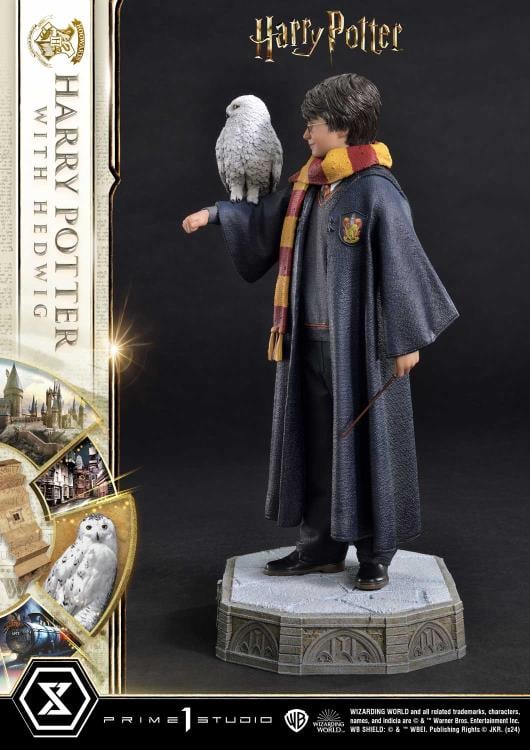 Harry Potter Prime Collectible Figures Harry Potter with Hedwig 1/6 Scale Statue Gallery Image 6