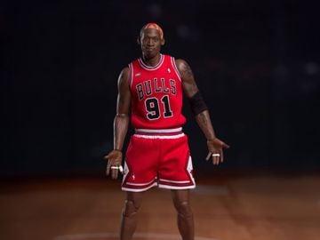 MAFEX No. 255 Michael Jordan Action Figure (Chicago Bulls)